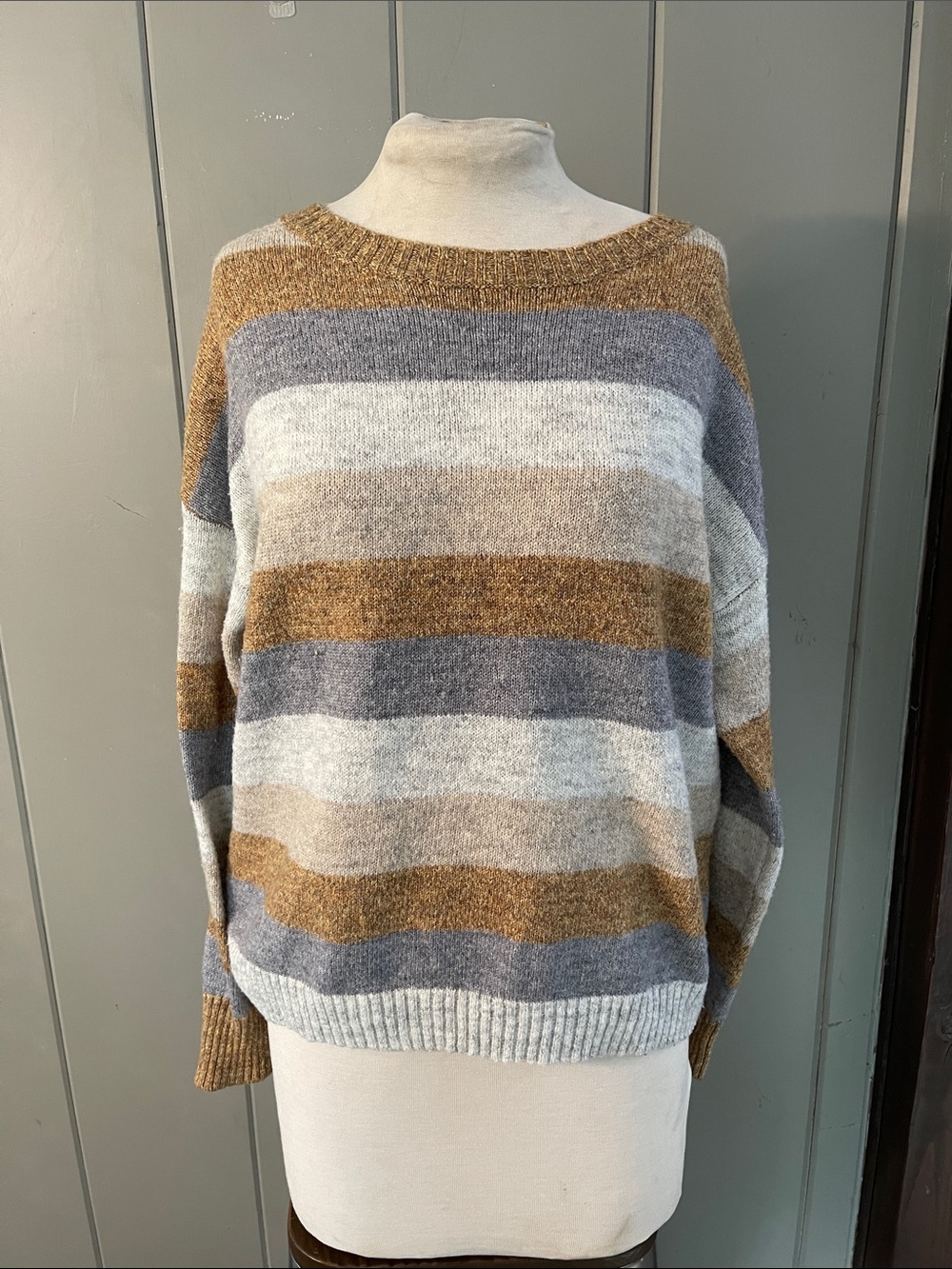 H Halston Sweater Striped Pullover Knit Beige Gray Preppy Old Money Quiet Luxury